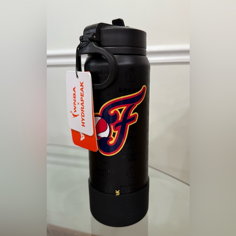 WNBA Hydrapeak Black 26 oz Water Bottle New Women’s Basketball Indiana Fever
